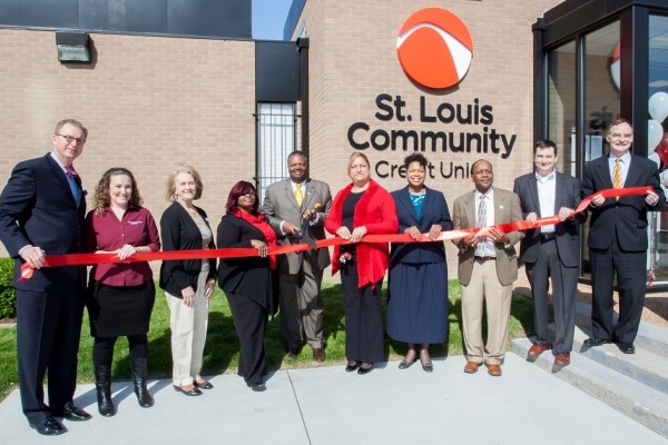 St Louis Community CU ribbon cutting ceremony for new branch